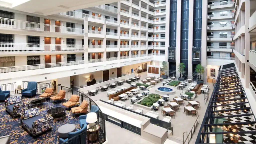 Embassy Suites Atlanta Buckhead interior courtyard