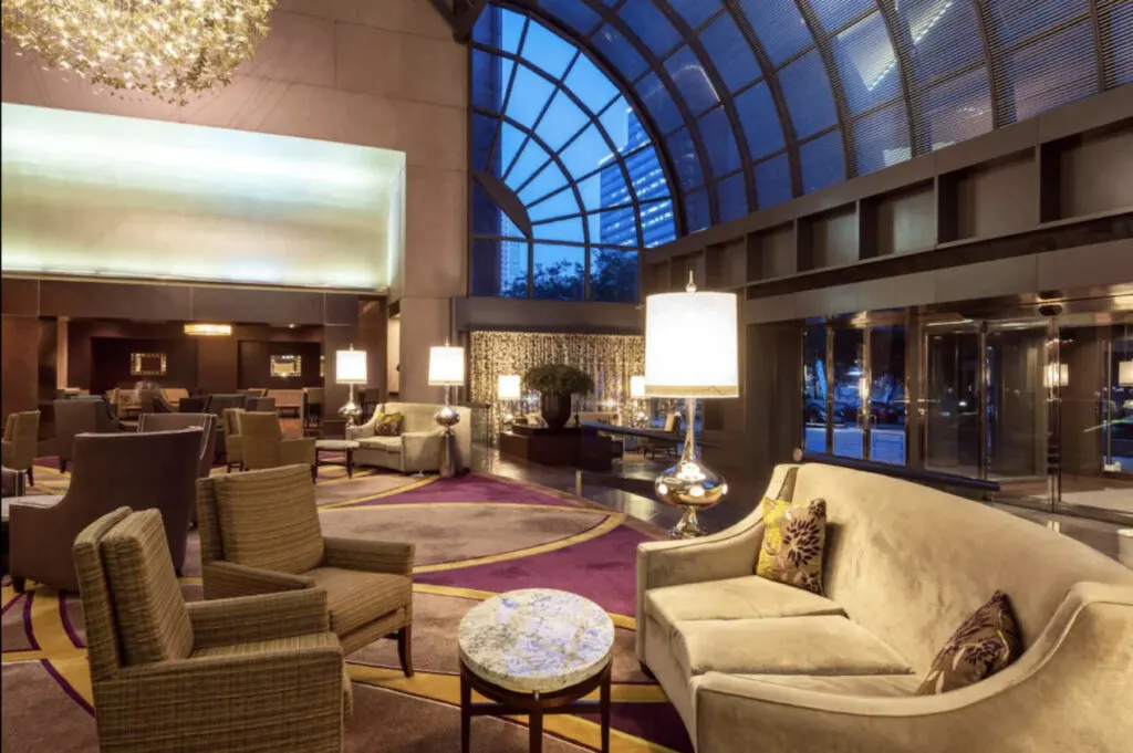 Hilton Houston Post Oak by the Galleria interior hotel lobby
