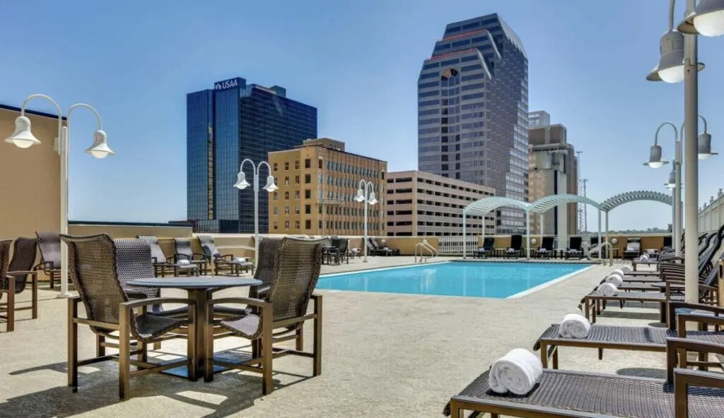 rooftop hotels with pool in San Antonio Wyndham San Antonio River Walk 