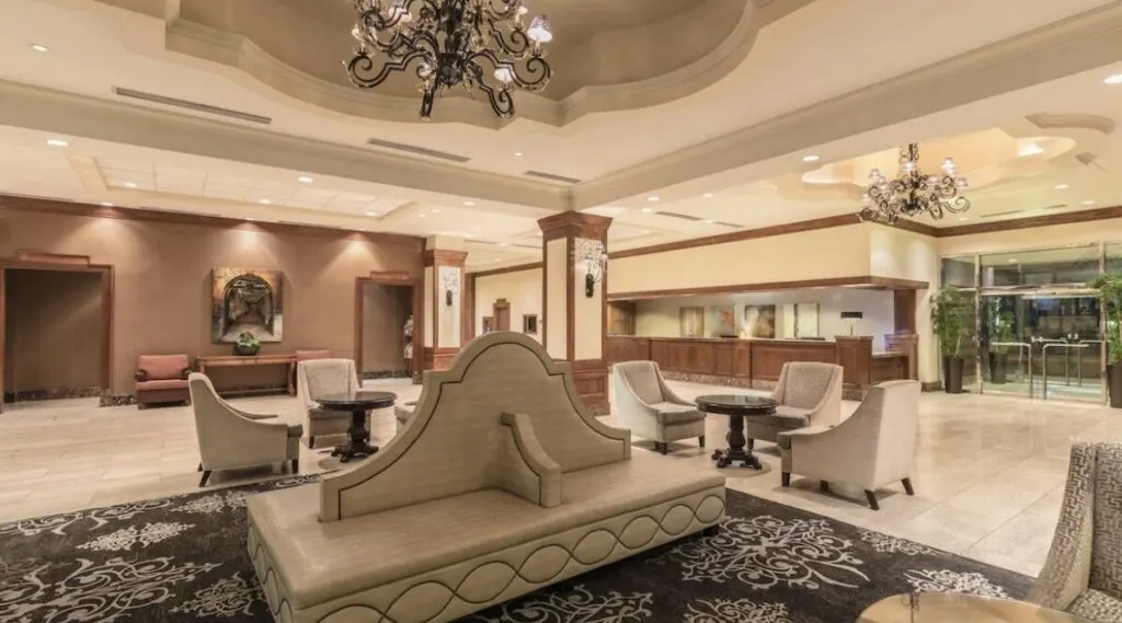 luxurious lobby at Wyndham San Antonio River Walk 