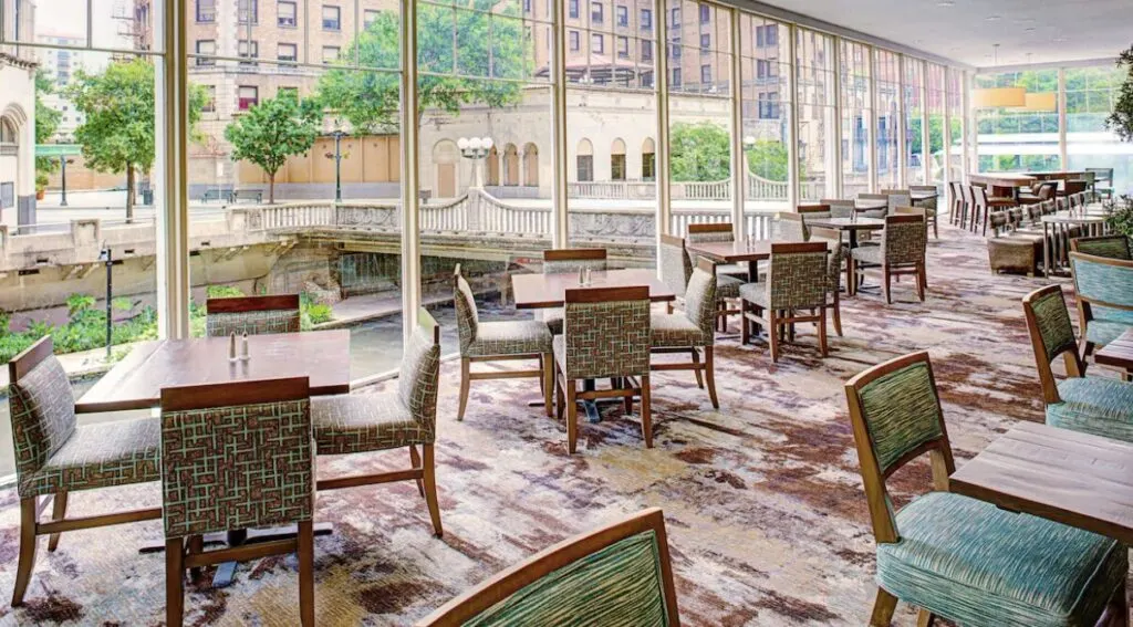 dining area at Homewood Suites by Hilton San Antonio - Riverwalk/Downtown 